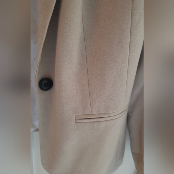 Kensie Women's Tan Blazer - Picture 3 of 4